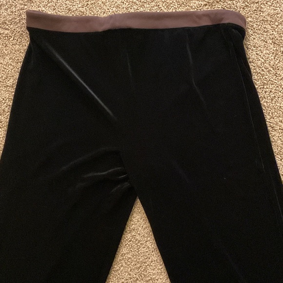 Victoria's Secret Black Velvet Joggers with Brown Trim - Picture 5 of 9